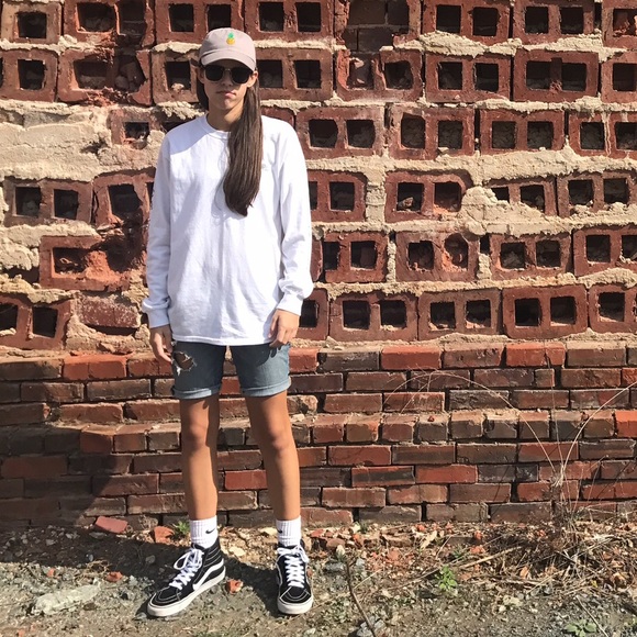 Profile Picture of Emma Privette (@emmaprivdrums) on Poshmark