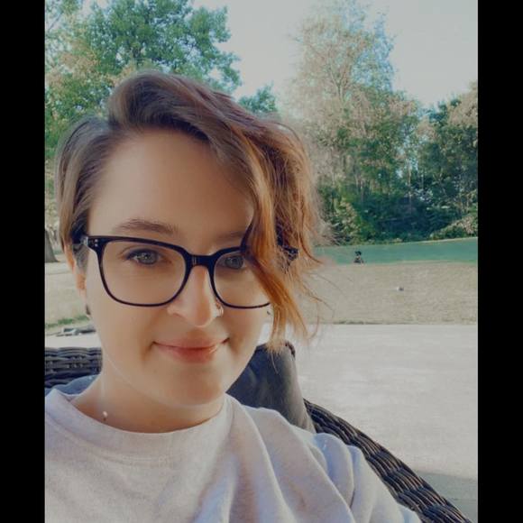 Profile Picture of Jordan Noel (@jordanshupe) on Poshmark