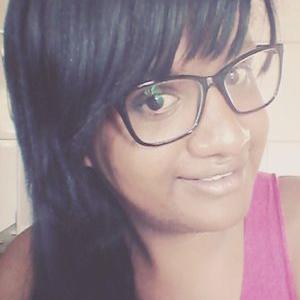 Profile Picture of Lara Silva (@lara_knowles) on Twitter