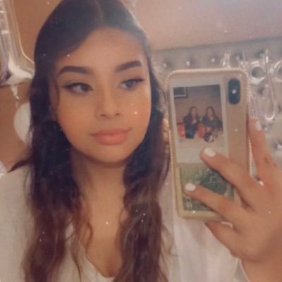 Profile Picture of Crystal (@crystaltinoco_) on Twitter