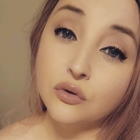 Profile Picture of Nicole Roberts (@@nicolekay17) on Tiktok