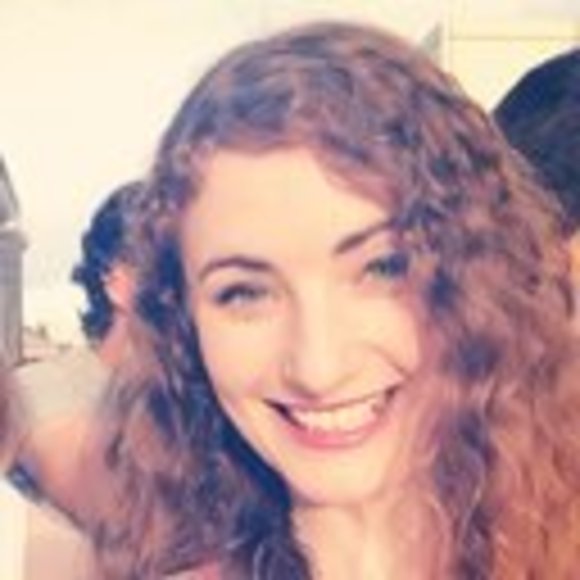 Profile Picture of Tamara Warren (@tamara3warren) on Poshmark