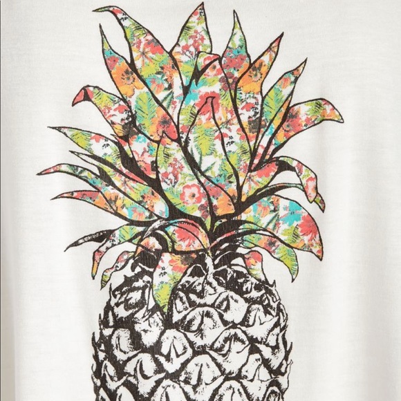 Profile Picture of Allison Tibbens (@allyrenee710) on Poshmark