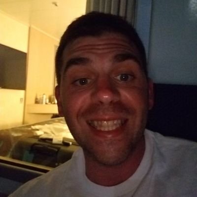 Profile Picture of Derek Arruda (@MrDRacaFella) on Twitter