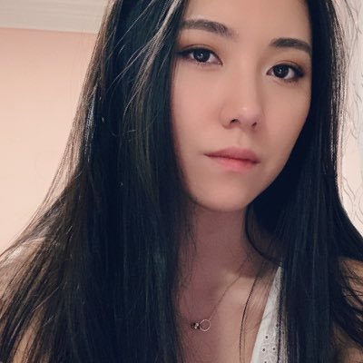 Profile Picture of Violet Kim 🦈 (@Ahreumkim25) on Twitter