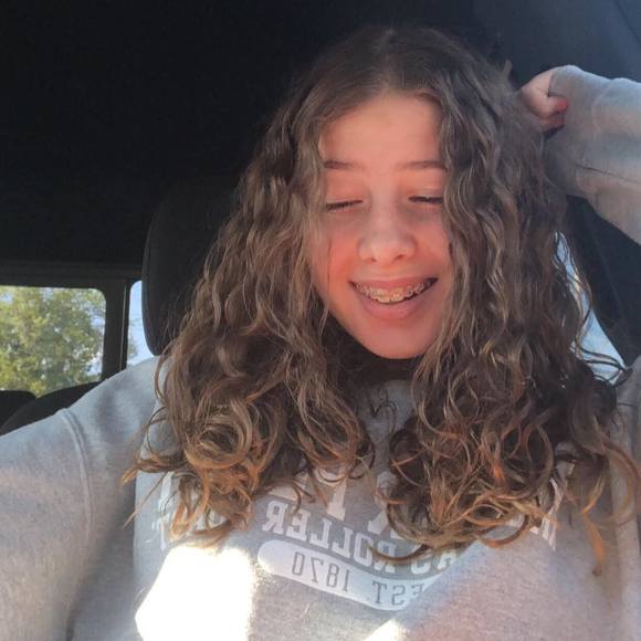 Profile Picture of Halley Sekerak (@halleybear1117) on Poshmark