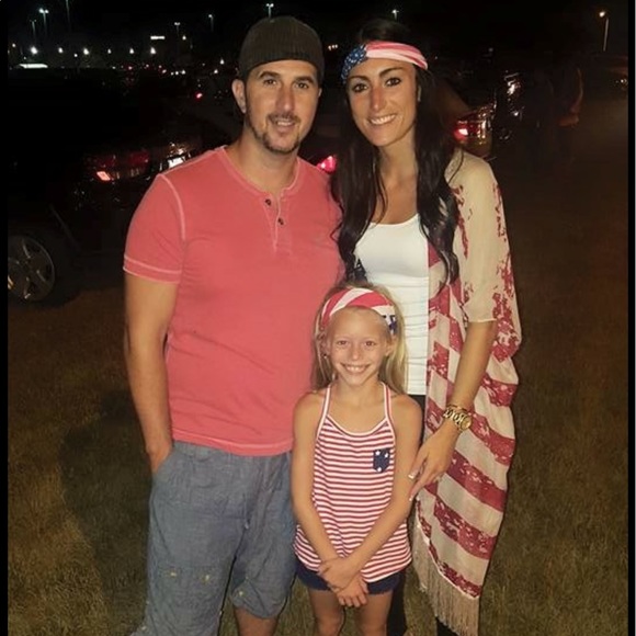 Profile Picture of Andrea Mcelroy (@andreamcelroy) on Poshmark