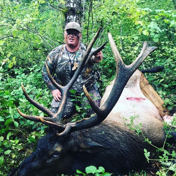 Profile Picture of Zach Miller (@zachmiller362) on Poshmark