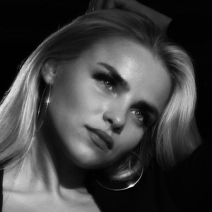 Profile Picture of   Iris Rados (@irisrados) on... (@irisrados) on Tiktok