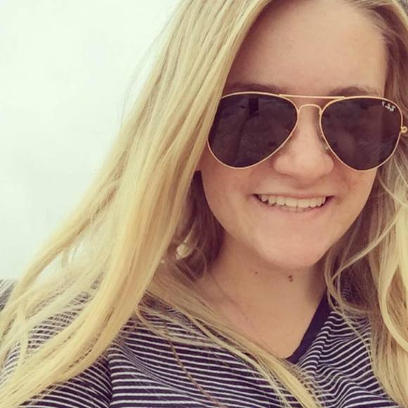 Profile Picture of Kayla Maechler (@kaylamaec) on Poshmark