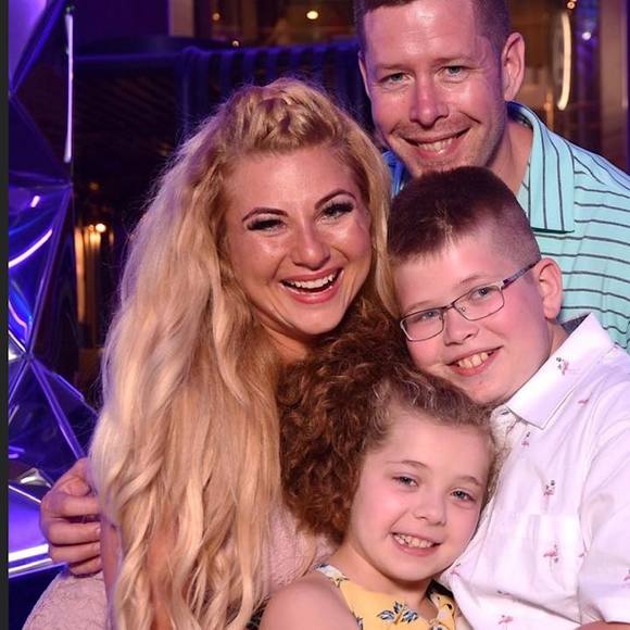 Profile Picture of Amanda Krell (@amandaavery9) on Poshmark