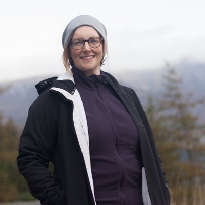 Profile Picture of Sarah (@tobygoesbananas) on Twitter