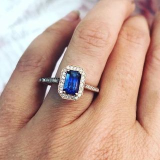 Profile Picture of Jessica DeCarlo (@jessicadecarlojewelry) on Instagram