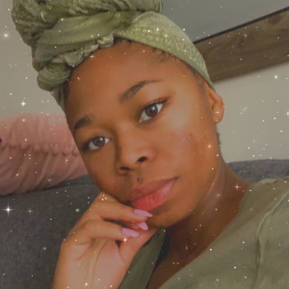 Profile Picture of Jasmine Jenkins (@jchipmnk) on Poshmark