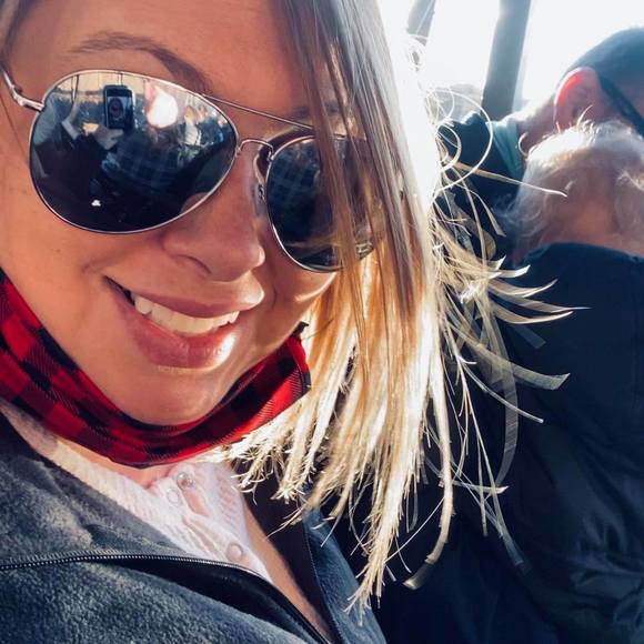 Profile Picture of Jessica Maxey (@jessamaxey) on Poshmark