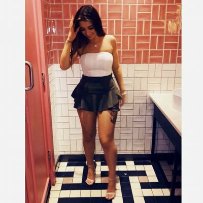 Profile Picture of CÔLE CRYSTAL (@Nicole_Hance) on Twitter