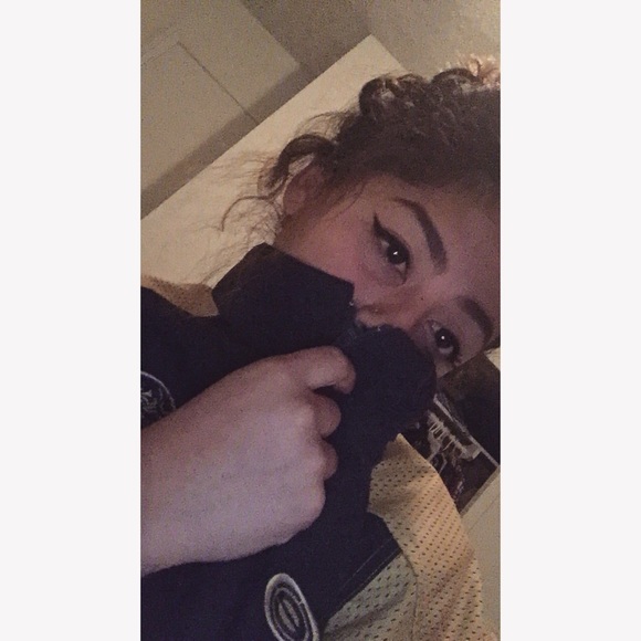 Profile Picture of Jasmine Chacon (@jassminnee22) on Poshmark