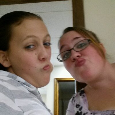 Profile Picture of Cheyanne Wright (@CEJB143) on Twitter