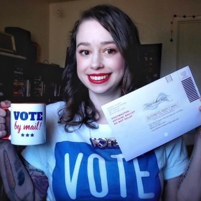 Profile Picture of Christine Saunders, MSW (@90christine) on Twitter