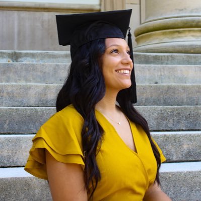 Profile Picture of Kylee Barry (@KayNaschel) on Twitter
