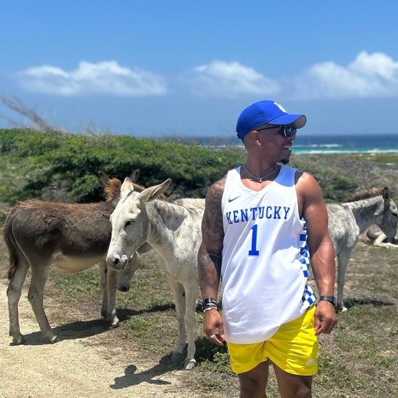 Profile Picture of Greg Raglin (@ragcity_4) on Poshmark