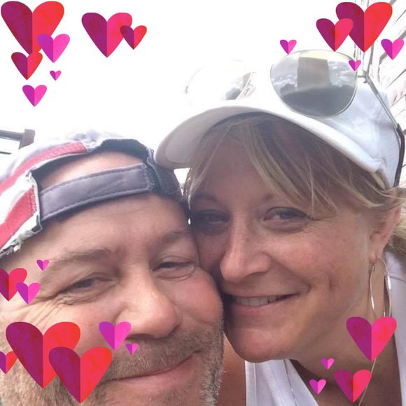 Profile Picture of Sara Zoellner (@shy0907) on Poshmark