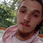 Profile Picture of Darrick B. (@yungiraffe73) on Instagram