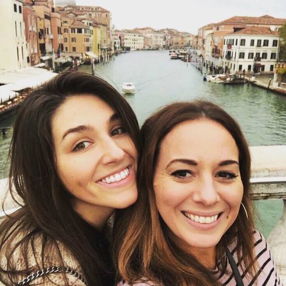 Profile Picture of Samantha Bellantone (@sb4632) on Poshmark