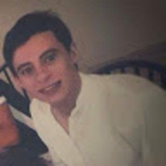 Madani Djamel - Poshmark Profile Picture of Madani Djamel (@maddjamel407) on Poshmark