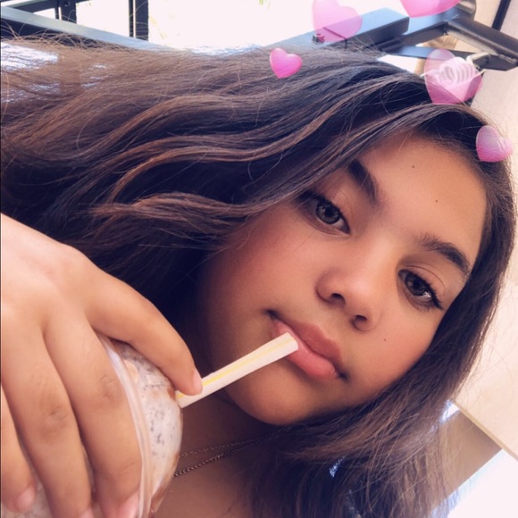Profile Picture of Erika Ballester (@wish_queen6) on Poshmark