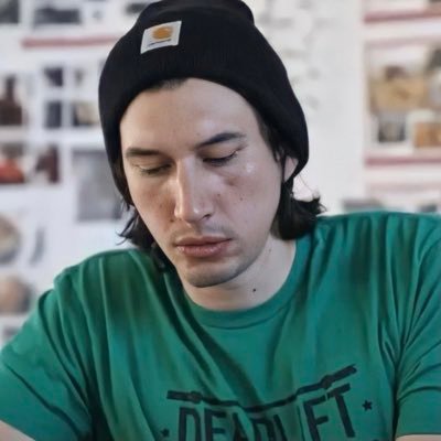 Profile Picture of 𝒯𝒽ℯ𝓇ℯ𝓂𝒾𝓃 𝒮ℴ𝓃𝒶𝓉𝒶 (@kylorenvevo) on Twitter