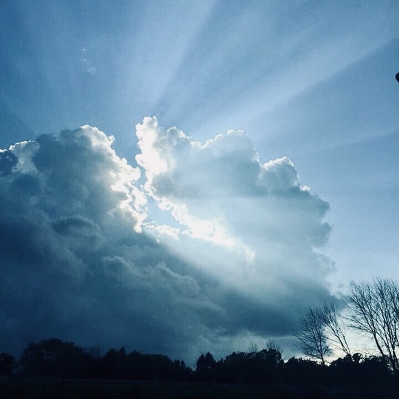 Profile Picture of Crystal Trahan (@basicneeds646) on Poshmark