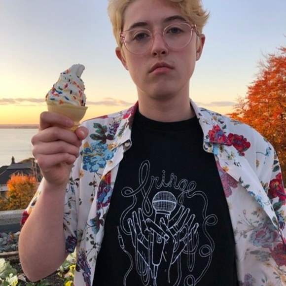 Profile Picture of Sam Pelger (@sampelger) on Poshmark