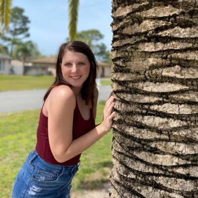 Profile Picture of Halle Rose-Sample (@haystack1030) on Twitter