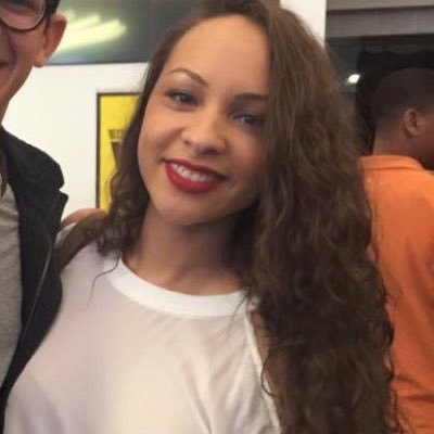 Profile Picture of Nicolette Ramos. (@ClairvoyantCurl) on Twitter
