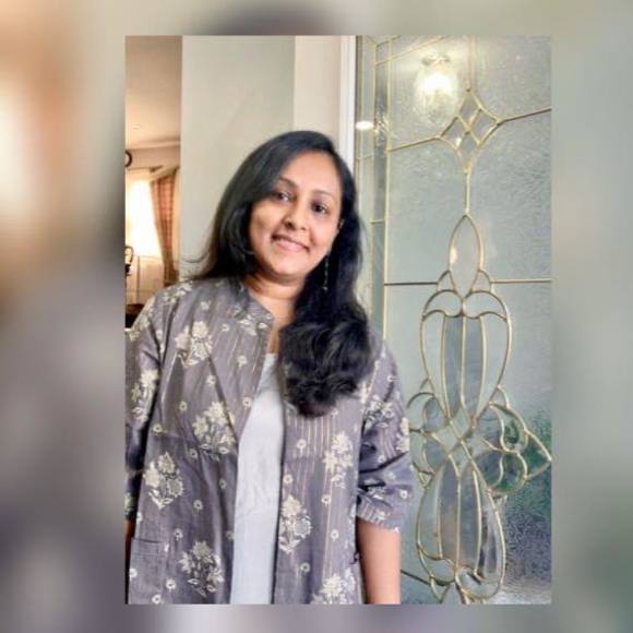 Profile Picture of Moulee Pushpanathan (@mouleep) on Poshmark