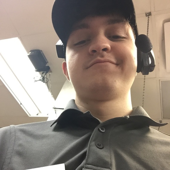 Profile Picture of Michael Capetillo (@mikecapetillo) on Poshmark