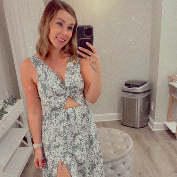 Profile Picture of Jena Jendrowski (@jtjendrowski) on Poshmark