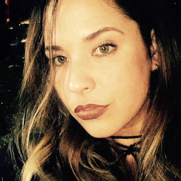 Profile Picture of Daymis Martinez (@daymismartinez) on Poshmark