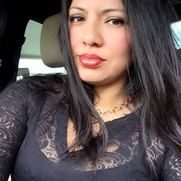 Profile Picture of Zulma Perez (@zulmaperez01) on Poshmark