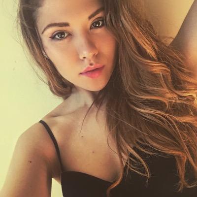 Profile Picture of Melanie Tang (@MelXTang) on Twitter