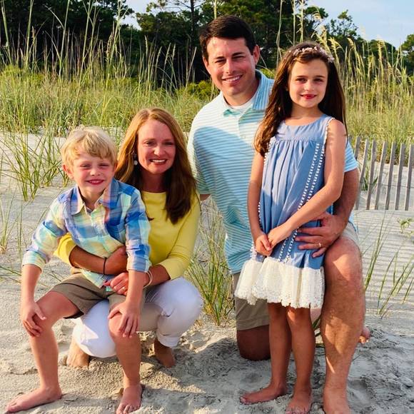 Profile Picture of Meredith Potter (@meredithpott337) on Poshmark