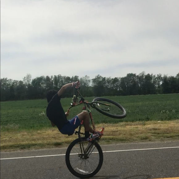 Profile Picture of Marcus Hodges (@imdabikeplug) on Poshmark