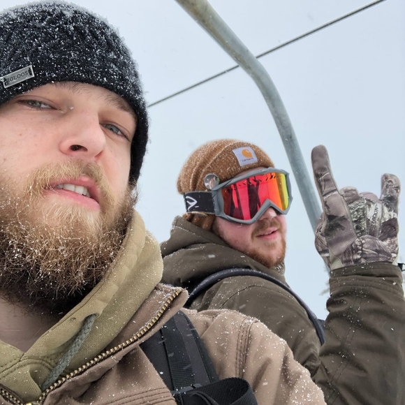 Profile Picture of Lucas Sanders (@lucassanders52) on Poshmark