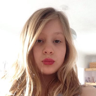 Profile Picture of Lara Watson (@larawatson06) on Twitter
