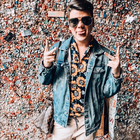 Profile Picture of Patrick Laborde (@patricklaborde) on Poshmark