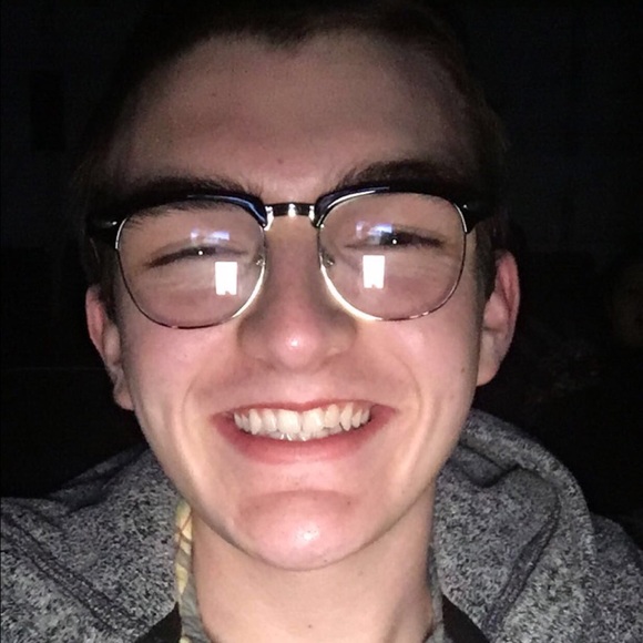 Profile Picture of Truxton Ivory (@tkivory2) on Poshmark