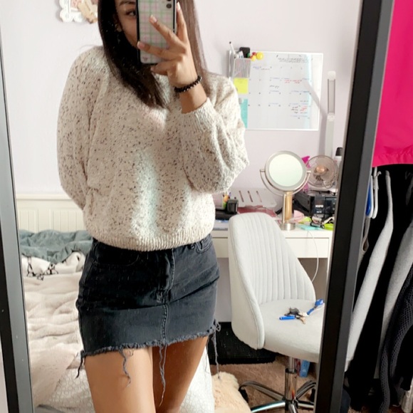 Profile Picture of Giannella Guerrero (@giannellag) on Poshmark