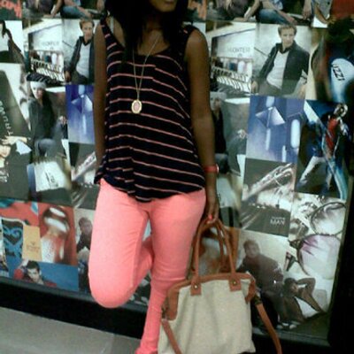 Profile Picture of Naomie (@@NaoM_Lee) on Twitter