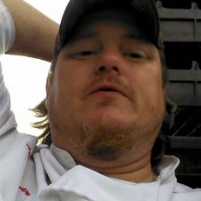 Profile Picture of James Pierson (@racinchef) on Twitter